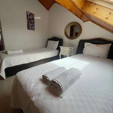 Bedesten Pansiyon Çeşme